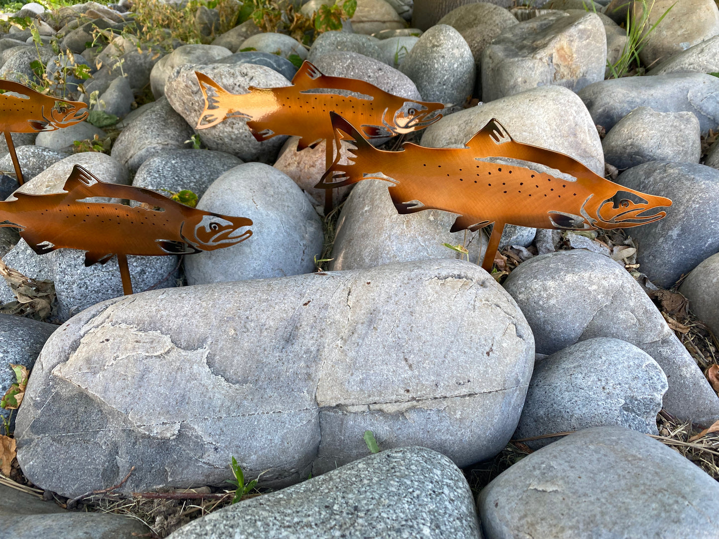 Salmon Yard Stake Bronze - RMMDecor