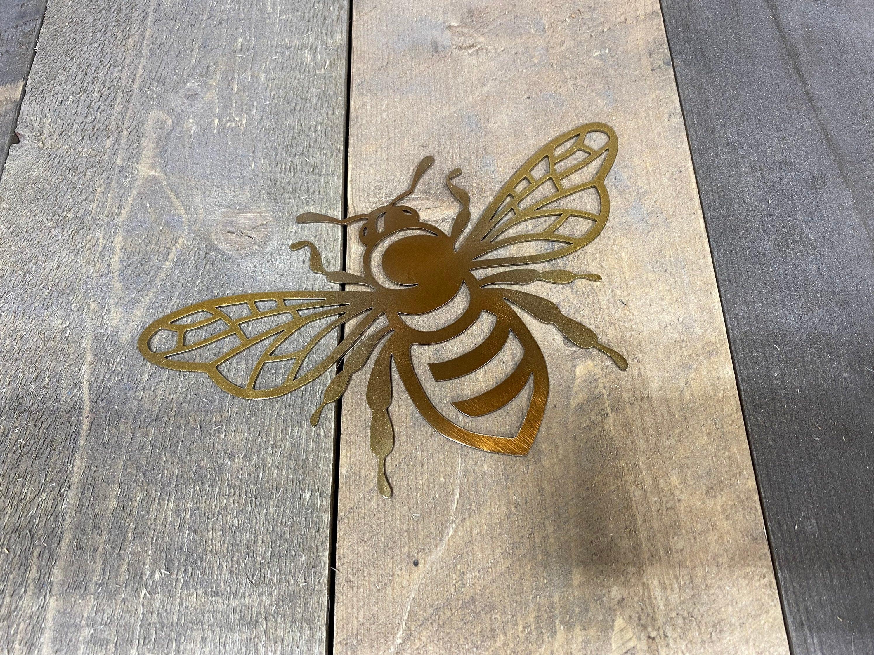 Honey Bee Metal Wall Art – Rustic Garden & She Shed Decor - RMMDecor