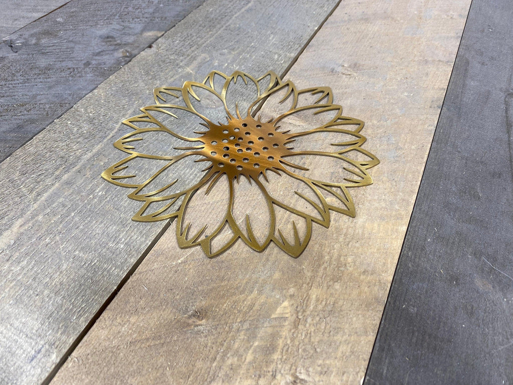 Sunflower Metal Wall Art – Rustic Home & Garden Decor - RMMDecor