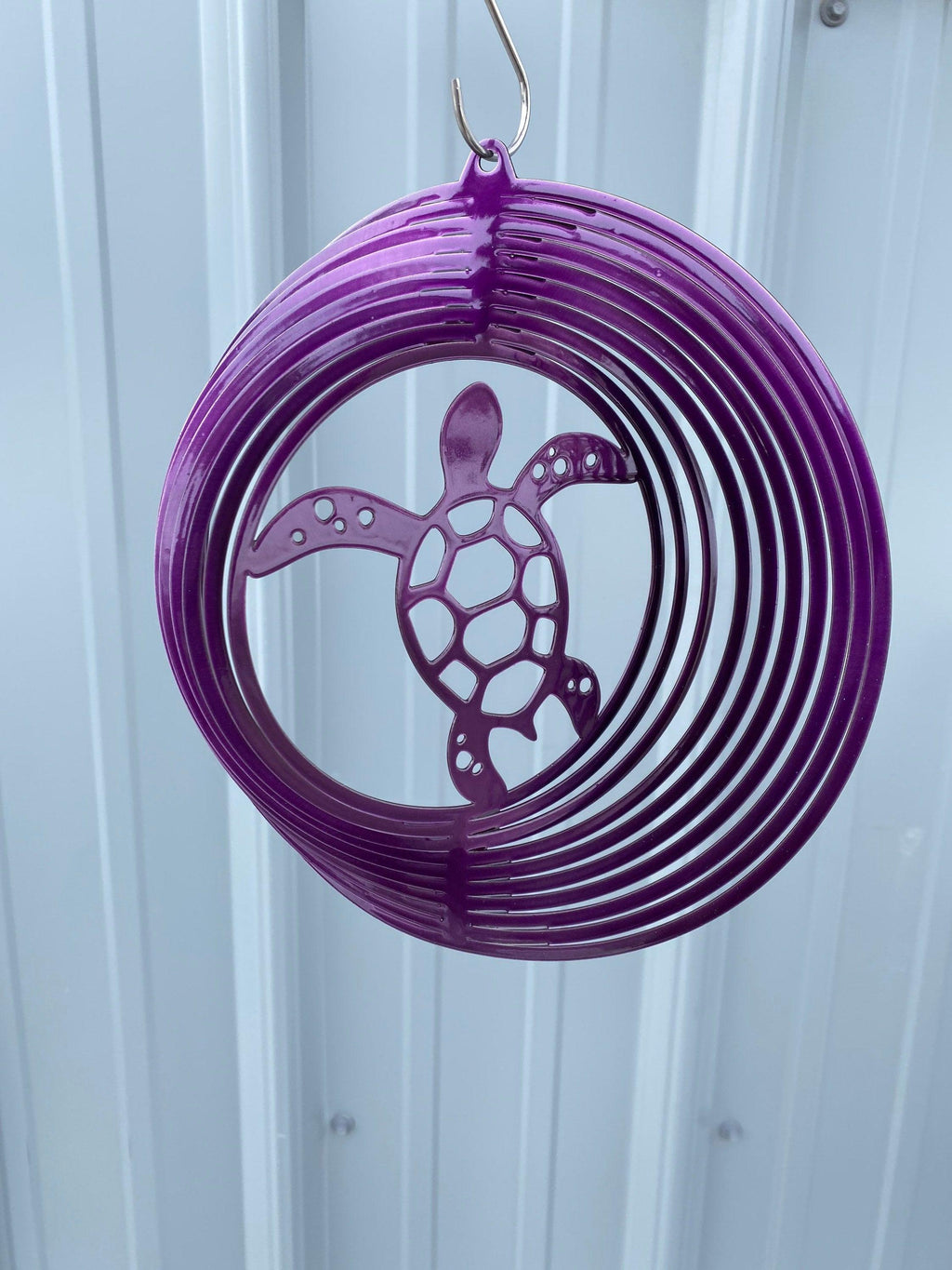 Sea Turtle Wind Spinner – Coastal Metal Art for Beach & Nautical Decor - RMMDecor