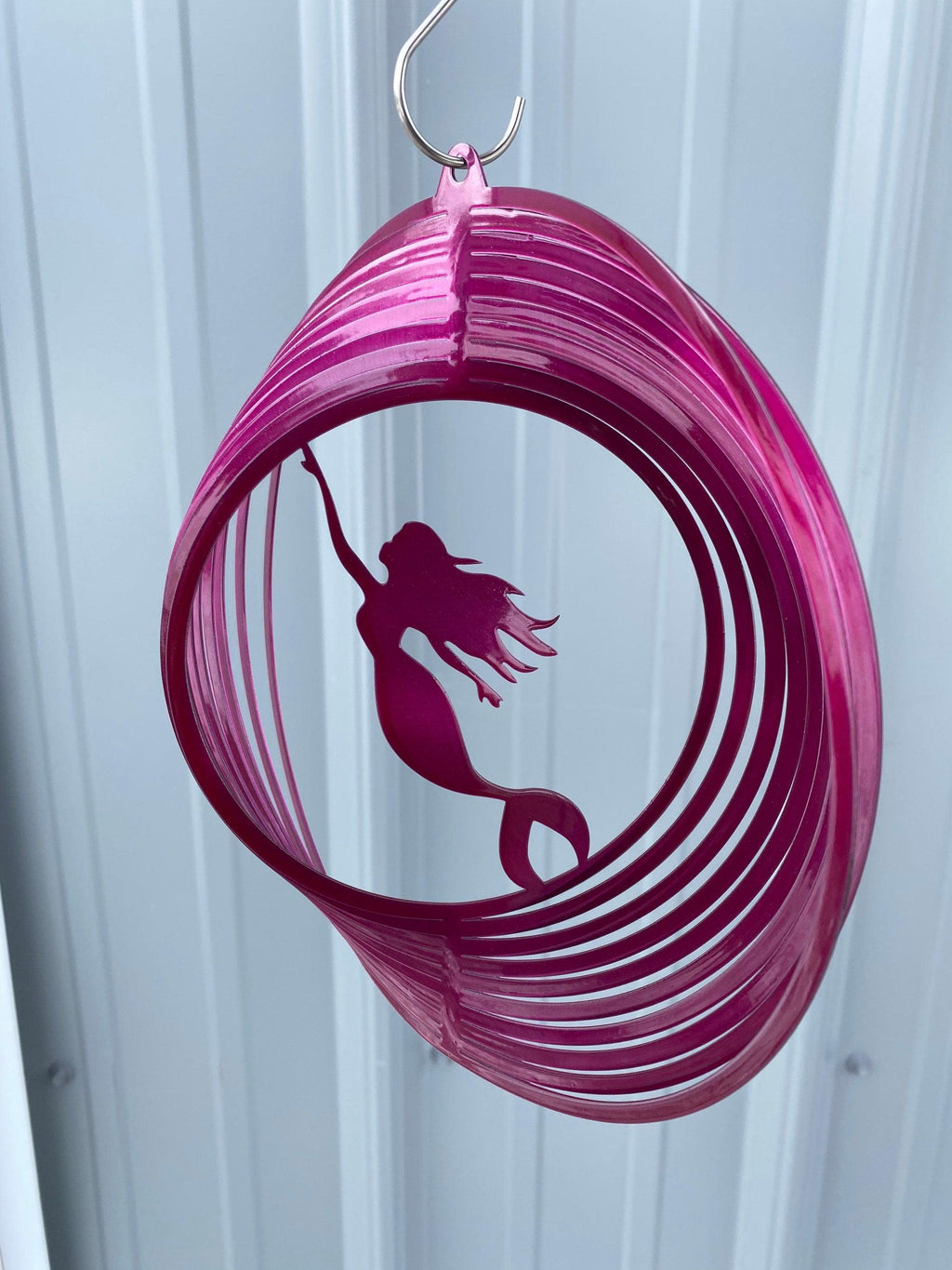 Mermaid Wind Spinner – Coastal Metal Art for Beach & Pool House Decor - RMMDecor
