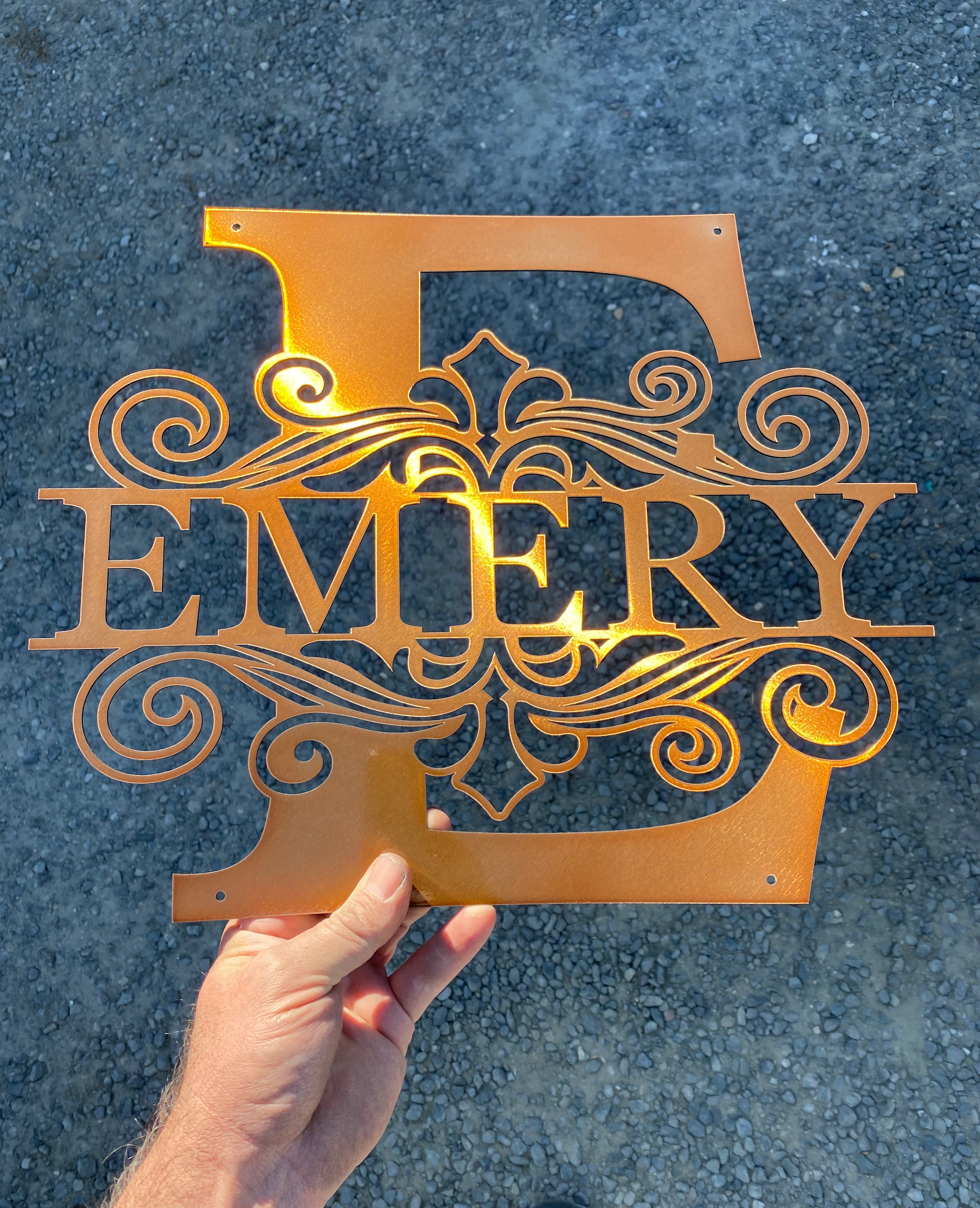 Fancy Swirl Family Name Sign – Elegant Personalized Metal Monogram - RMMDecor