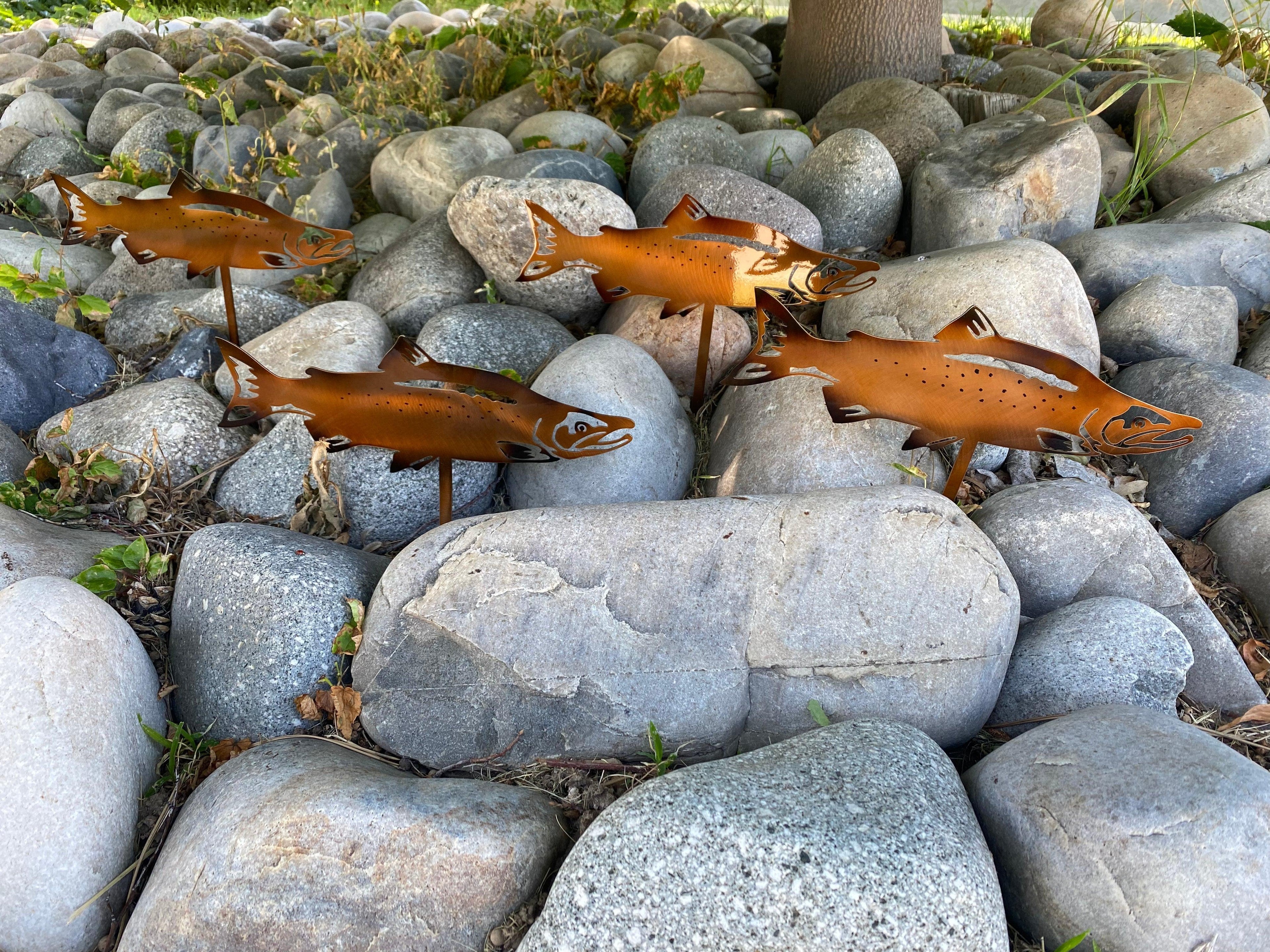 Salmon Yard Stake Bronze - RMMDecor